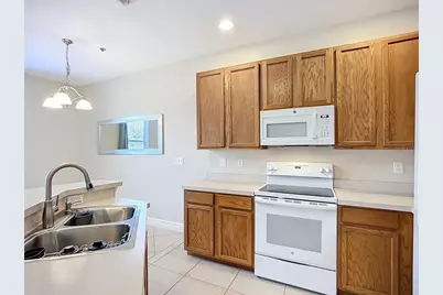 3884 Deberry Drive, Sarasota, FL 34233 - Photo 8
