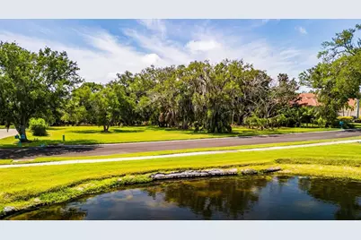 1846 Amberwynd Circle W, Palmetto, FL 34221 - Photo 2