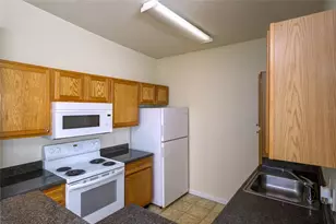 4802 51st Street W, Bradenton, FL 34210 - Photo 10