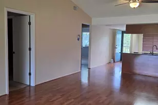 7752 Eagle Creek Dr, Sarasota, FL 34243 - Photo 4