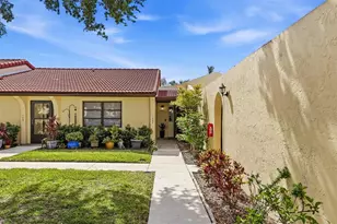 1469 56th St W, Bradenton, FL 34209 - Photo 4