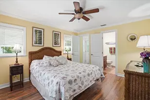 2811 Gulf Dr, Holmes Beach, FL 34217 - Photo 20