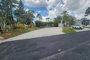 1674 University Pkwy, Sarasota, FL 34243 - Photo 1