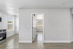 2309 21st Ave W, Bradenton, FL 34205 - Photo 40