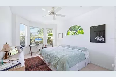 8009 Hampton Court, University Park, FL 34201 - Photo 24