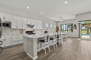 8510 Coastal Palms Gln, Parrish, FL 34219 - Photo 16