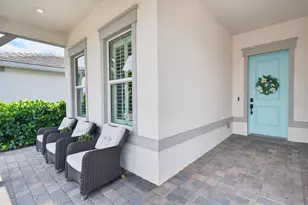 10100 Coral Shr Dr, Englewood, FL 34223 - Photo 4