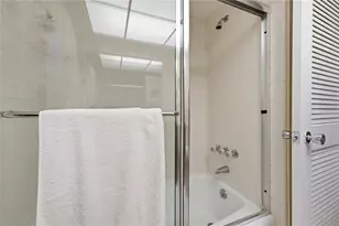 3755 S School Ave, Sarasota, FL 34239 - Photo 14