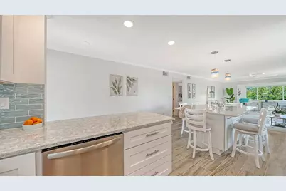 925 Spanish Drive N, Longboat Key, FL 34228 - Photo 24