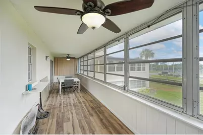 6100 12th Street S #220, Saint Petersburg, FL 33705 - Photo 10