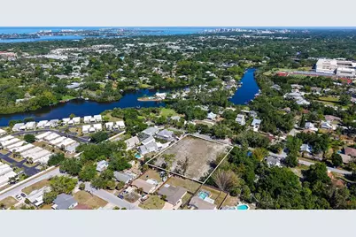 2424 Ashton Road, Sarasota, FL 34231 - Photo 36