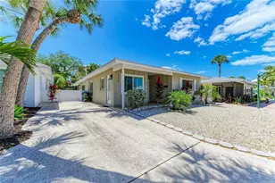 1218 Moonmist Cir, Sarasota, FL 34242 - Photo 2