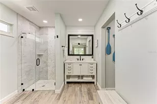 1218 Moonmist Cir, Sarasota, FL 34242 - Photo 24