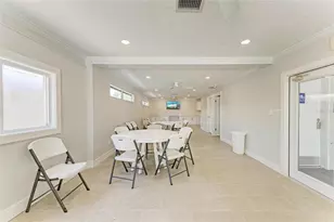 1218 Moonmist Cir, Sarasota, FL 34242 - Photo 52