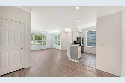5501 Rosehill Road #105, Sarasota, FL 34233 - Photo 10