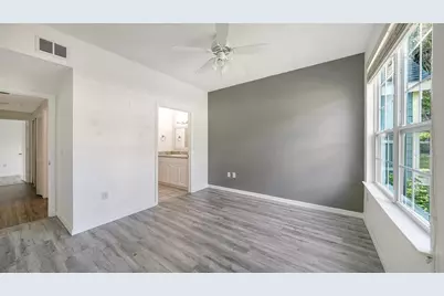5501 Rosehill Road #105, Sarasota, FL 34233 - Photo 20