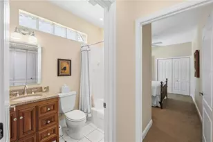 4072 Jardin Ln, Sarasota, FL 34238 - Photo 18