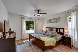 3925 Oakhurst Blvd, Sarasota, FL 34233 - Photo 12