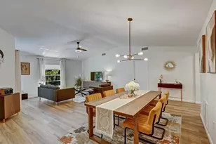 3925 Oakhurst Blvd, Sarasota, FL 34233 - Photo 8