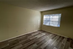 5400 26th Street W, Bradenton, FL 34207 - Photo 10
