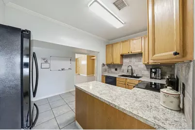 7207 S West Shore Boulevard, Tampa, FL 33616 - Photo 12