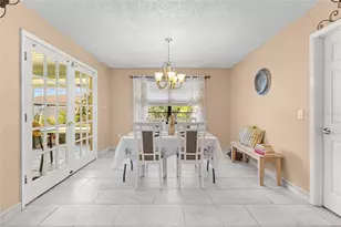 6609 Mauna Loa Blvd, Sarasota, FL 34241 - Photo 16