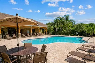 4015 Overture Cir, Bradenton, FL 34209 - Photo 10