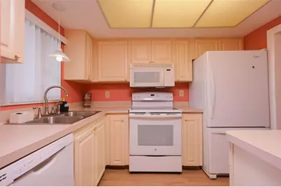 3607 Lake Bayshore Drive #312, Bradenton, FL 34205 - Photo 16
