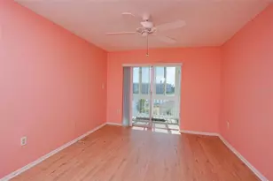 3607 Lake Bayshore Dr, Bradenton, FL 34205 - Photo 20
