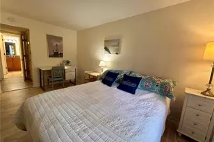 972 La Costa Cir, Sarasota, FL 34237 - Photo 18