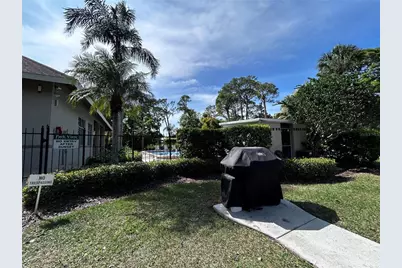 972 La Costa Circle #3, Sarasota, FL 34237 - Photo 38