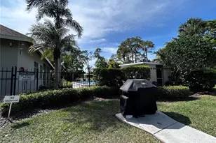 972 La Costa Cir, Sarasota, FL 34237 - Photo 38
