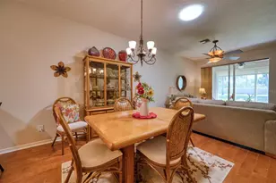8223 Simpson Falls Ct, Sarasota, FL 34243 - Photo 12