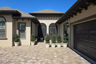 5084 Greens Dr, Lady Lake, FL 32159 - Photo 4