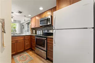 850 S Tamiami Trail, Sarasota, FL 34236 - Photo 14