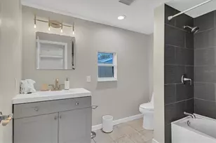 4110 Iola Dr, Sarasota, FL 34231 - Photo 24