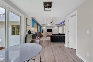 4110 Iola Dr, Sarasota, FL 34231 - Photo 10