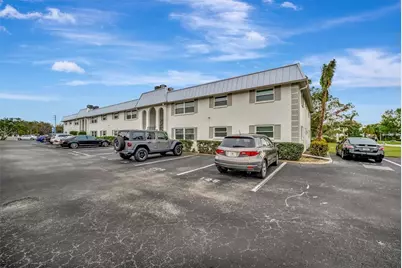 5800 Hollywood Boulevard #115, Sarasota, FL 34231 - Photo 2