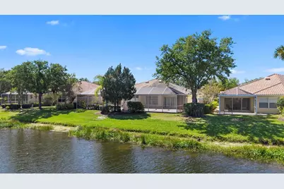 5860 Helicon Place, Sarasota, FL 34238 - Photo 2
