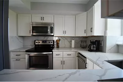 1770 Benjamin Franklin Drive #507, Sarasota, FL 34236 - Photo 12
