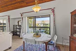 3033 Willow Green, Sarasota, FL 34235 - Photo 10