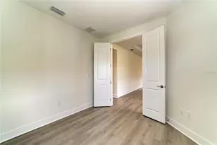 5290 Barnett Cir, Bradenton, FL 34211 - Photo 12