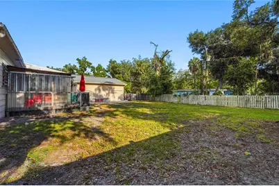 219 39th Street E, Palmetto, FL 34221 - Photo 38