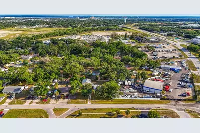 219 39th Street E, Palmetto, FL 34221 - Photo 40
