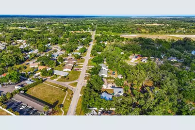 219 39th Street E, Palmetto, FL 34221 - Photo 42