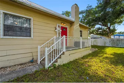 219 39th Street E, Palmetto, FL 34221 - Photo 12