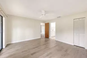 4633 Oak Hill Dr, Sarasota, FL 34232 - Photo 16