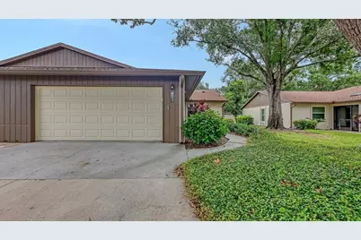 4633 Oak Hill Drive #13, Sarasota, FL 34232 - Photo 2