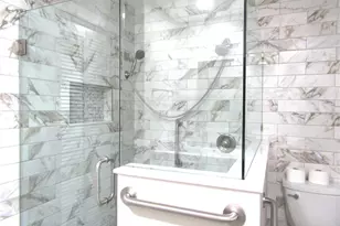 4633 Oak Hill Dr, Sarasota, FL 34232 - Photo 24