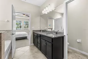 5309 Charlie Brown Ln, Sarasota, FL 34233 - Photo 18